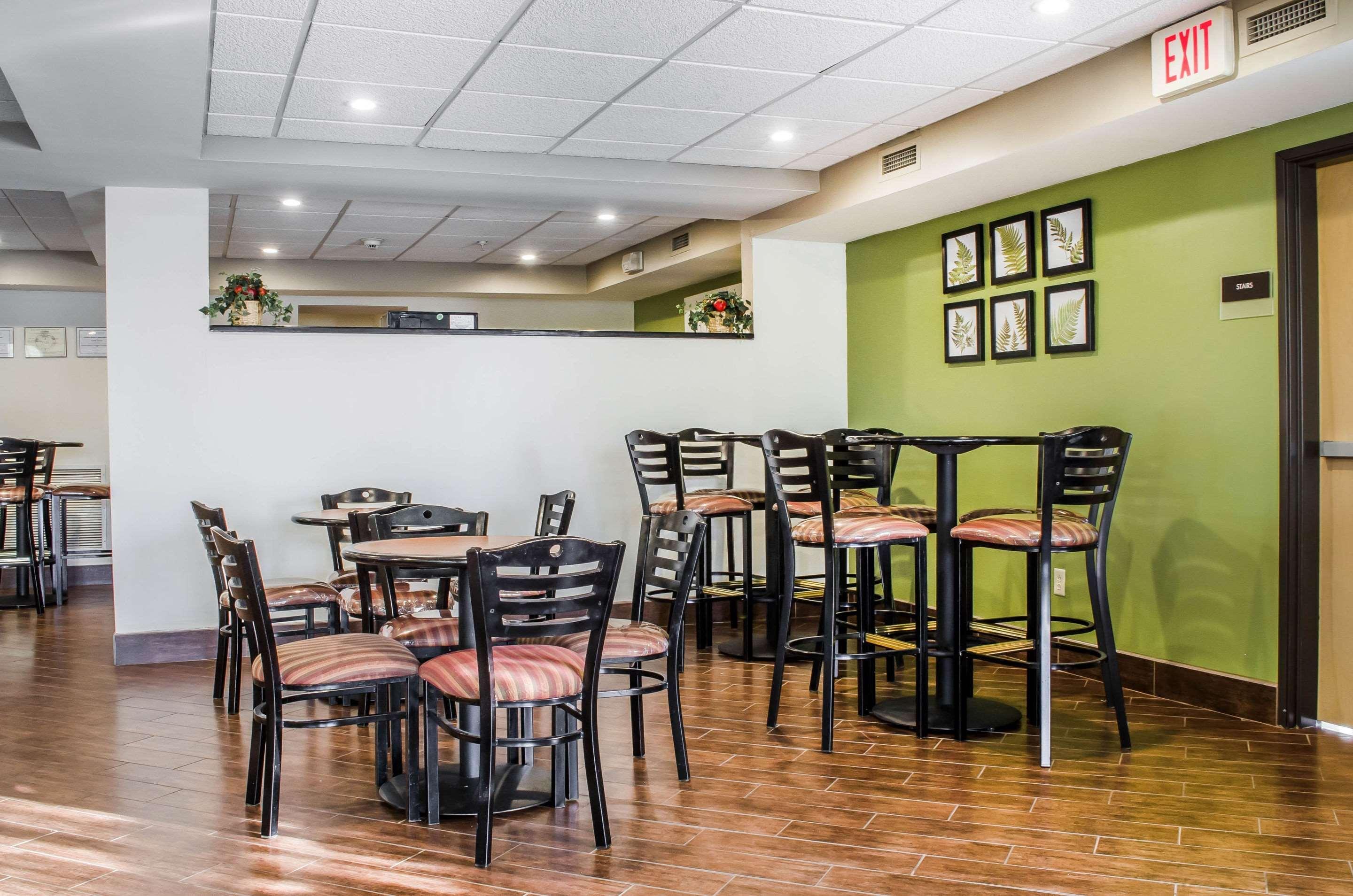 Sleep Inn & Suites Bensalem Luaran gambar