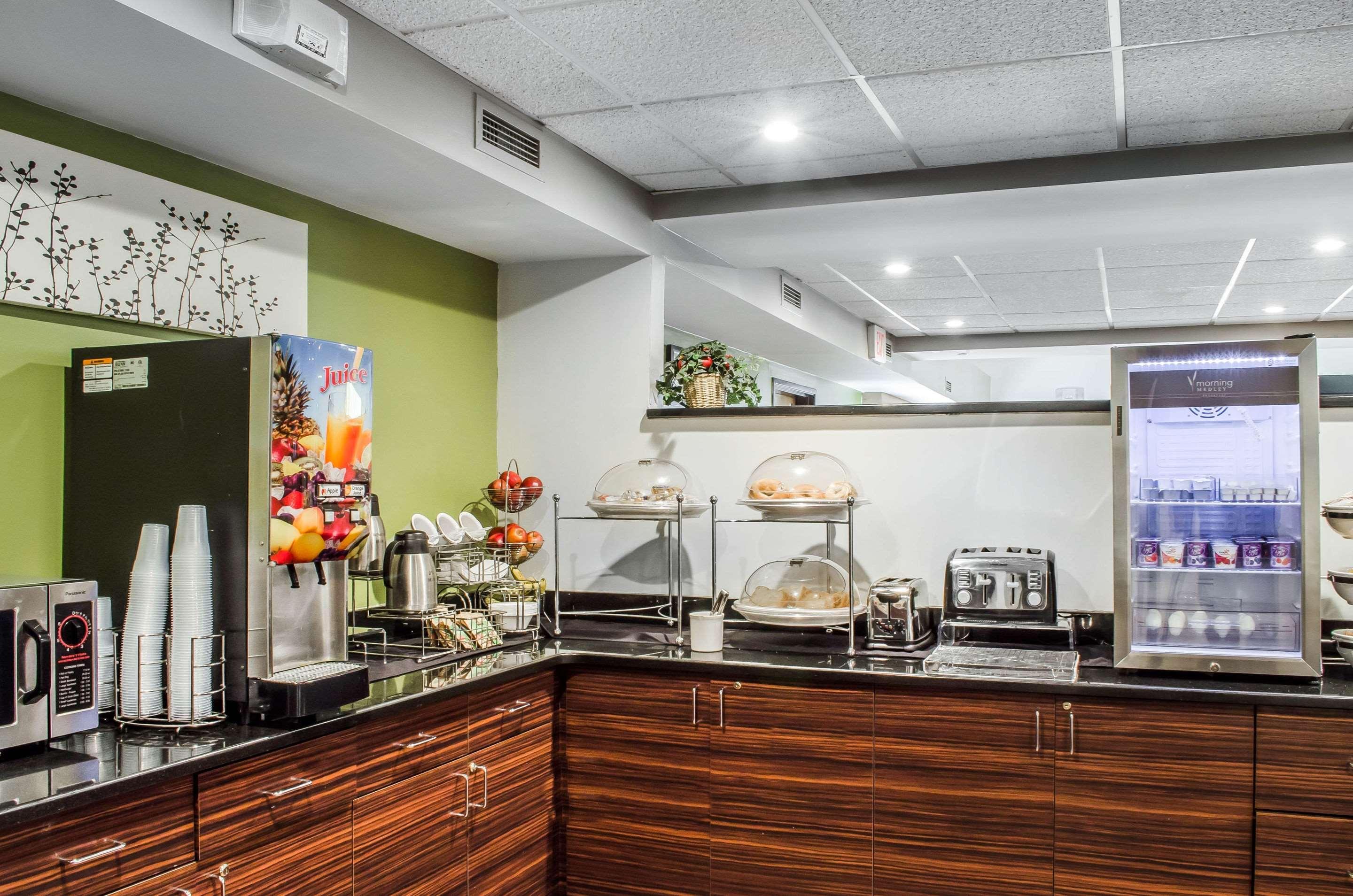 Sleep Inn & Suites Bensalem Luaran gambar