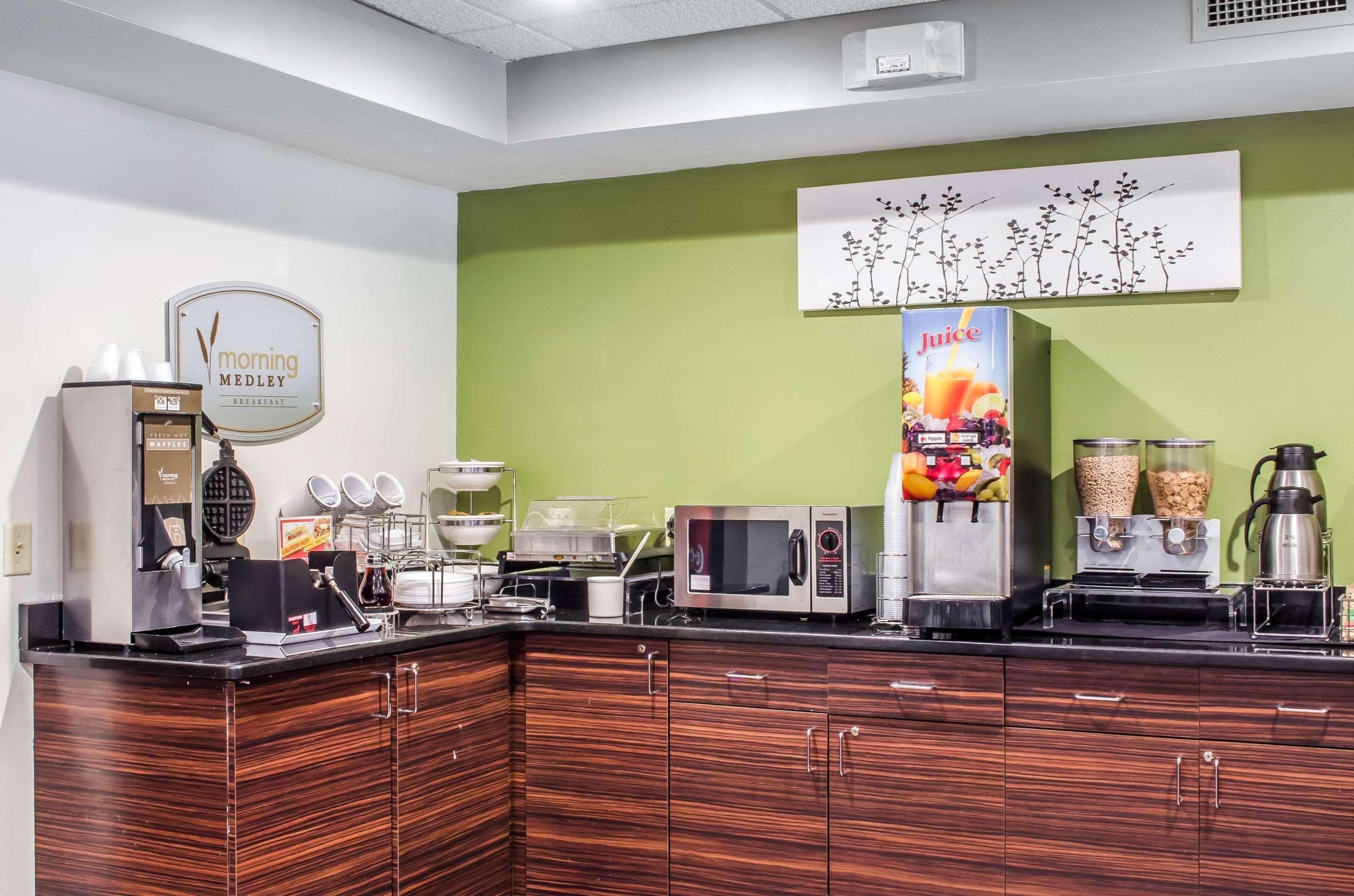 Sleep Inn & Suites Bensalem Luaran gambar